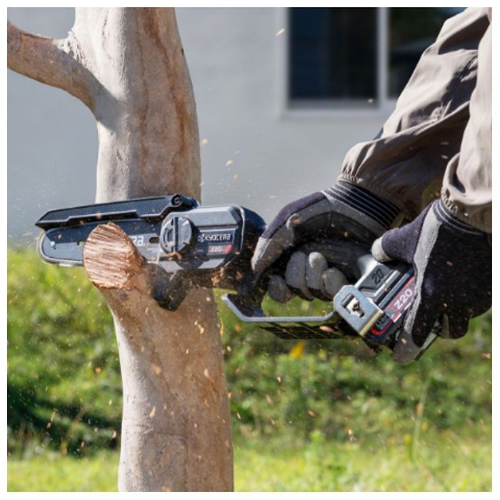 京セラ 18V充電チェンソー BCSZ-20(15)の説明画像2