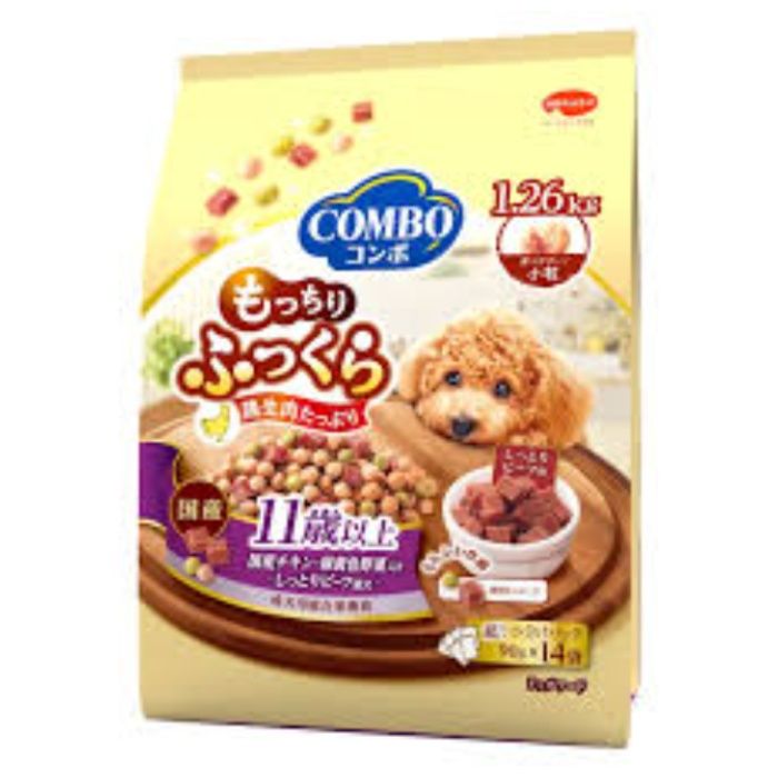 日本ペット COMBO コンボドッグ もっちりふっくら 鶏生肉たっぷり 11歳以上 1.26kg 国産チキン・緑黄色野菜入り・しっとりビーフ添え 成犬用総合栄養食