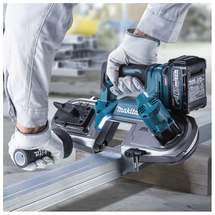 マキタ 40V充電式ポータブルバンドソー　本体 PB003GZの説明画像2