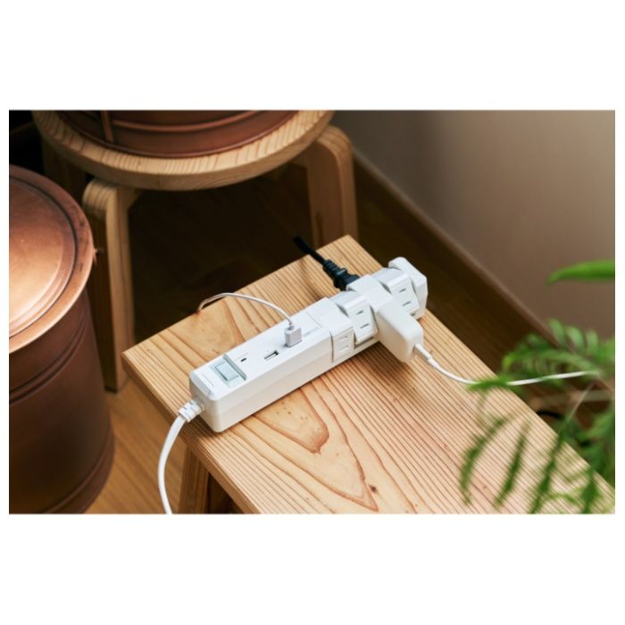 ファーゴ TAPKING USB3.4A AC8個口 ホワイト 1Mの説明画像3