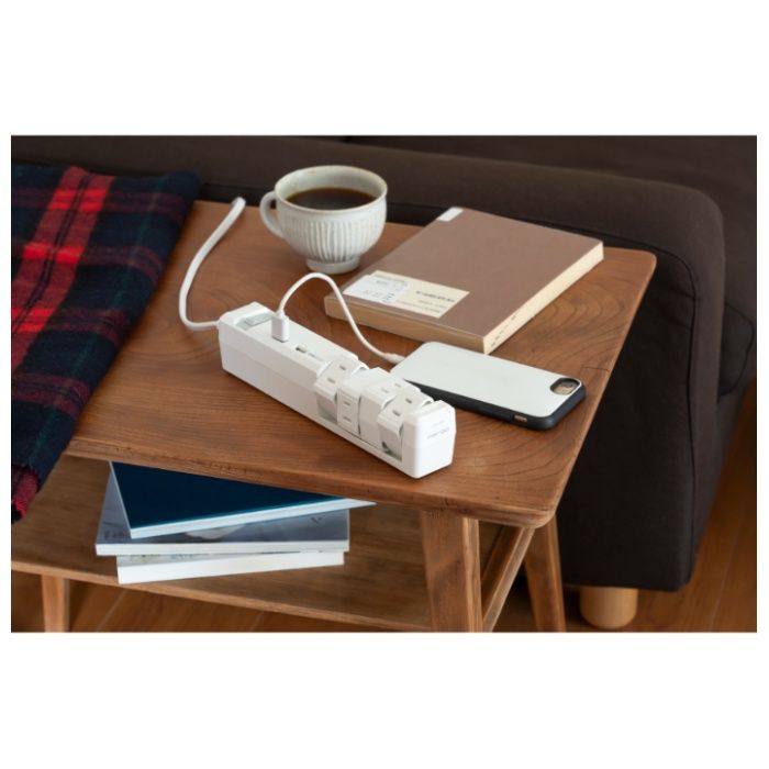 ファーゴ TAPKING USB3.4A AC8個口 ホワイト 1Mの説明画像4