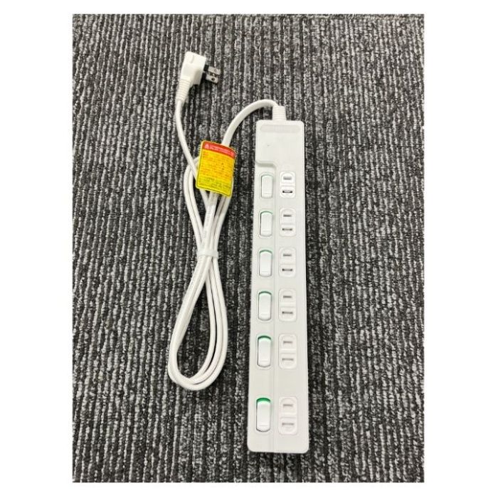 ナフコ 雷ガード付き節電タップ6個口1.5M KT-6SW-1.5M　WHの説明画像2