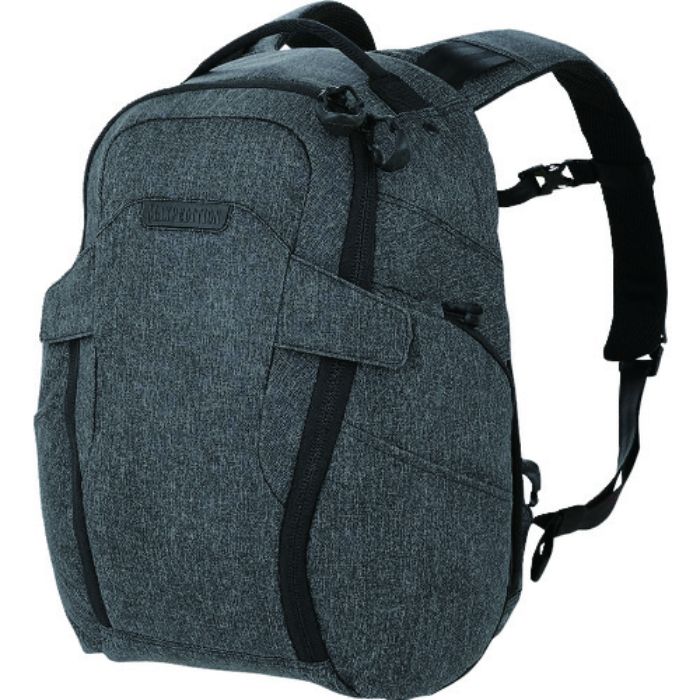 MAX Entity バックパック 21L チャコール(Tcode:1146275)
