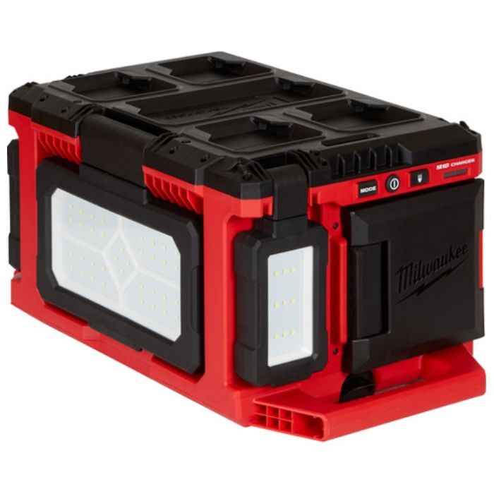 milwaukee　M18　PACKOUT　充電機能付きエリアライト